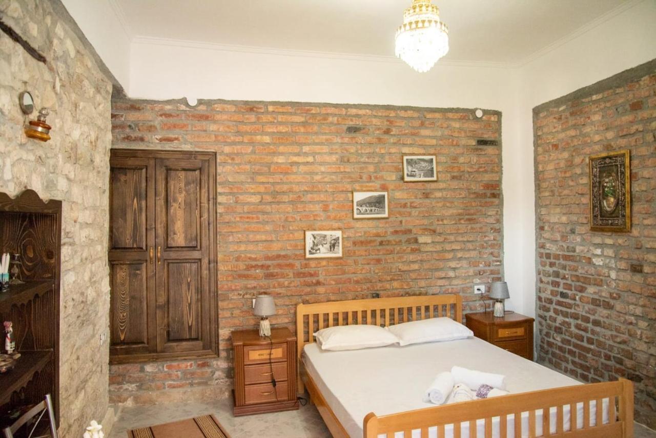Guesthouse Belle View Berat Buitenkant foto