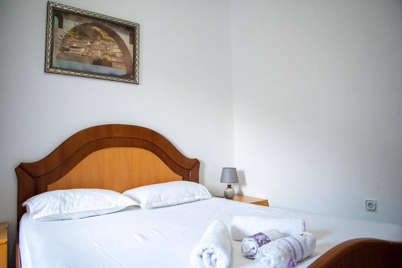 Guesthouse Belle View Berat Buitenkant foto