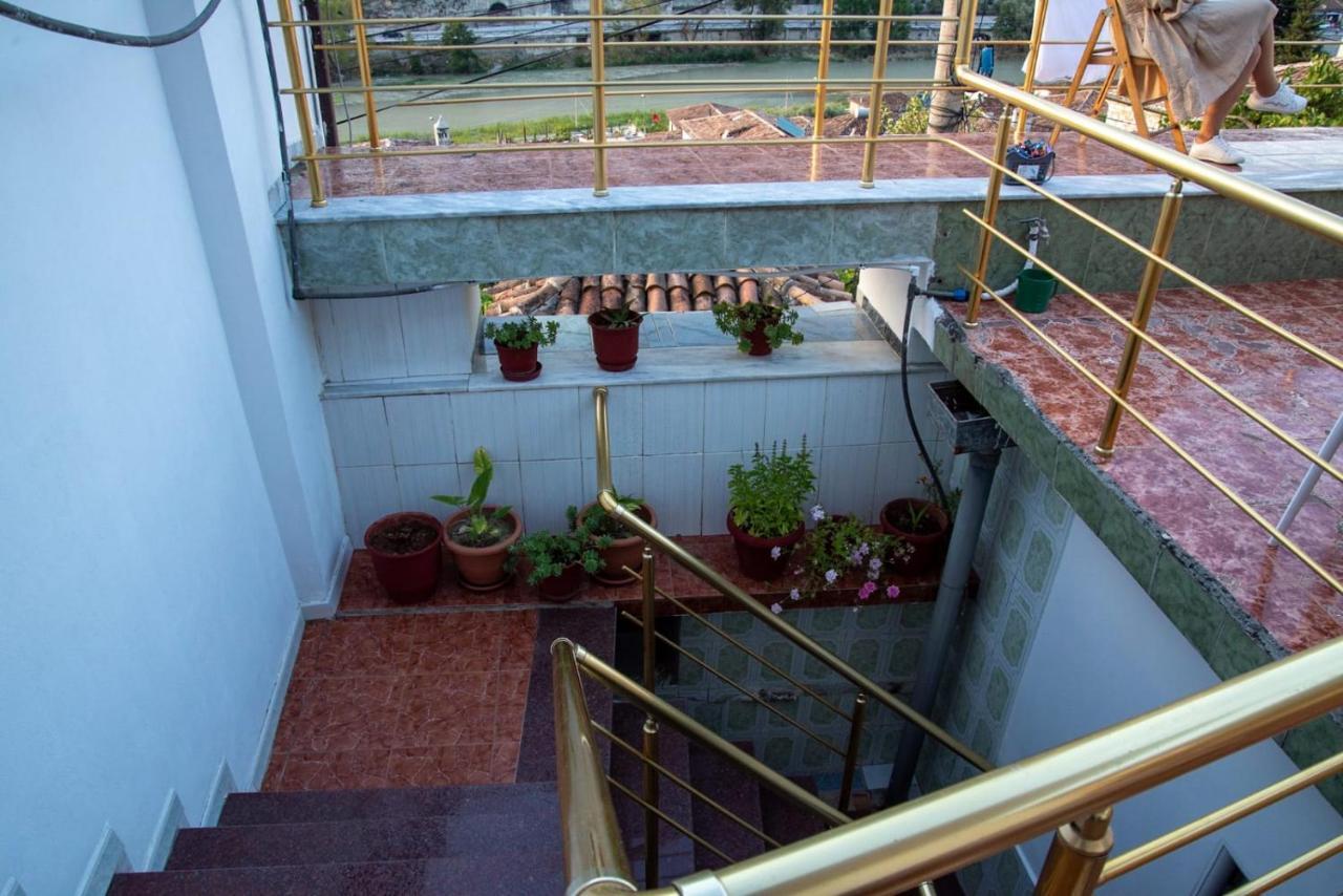 Guesthouse Belle View Berat Buitenkant foto