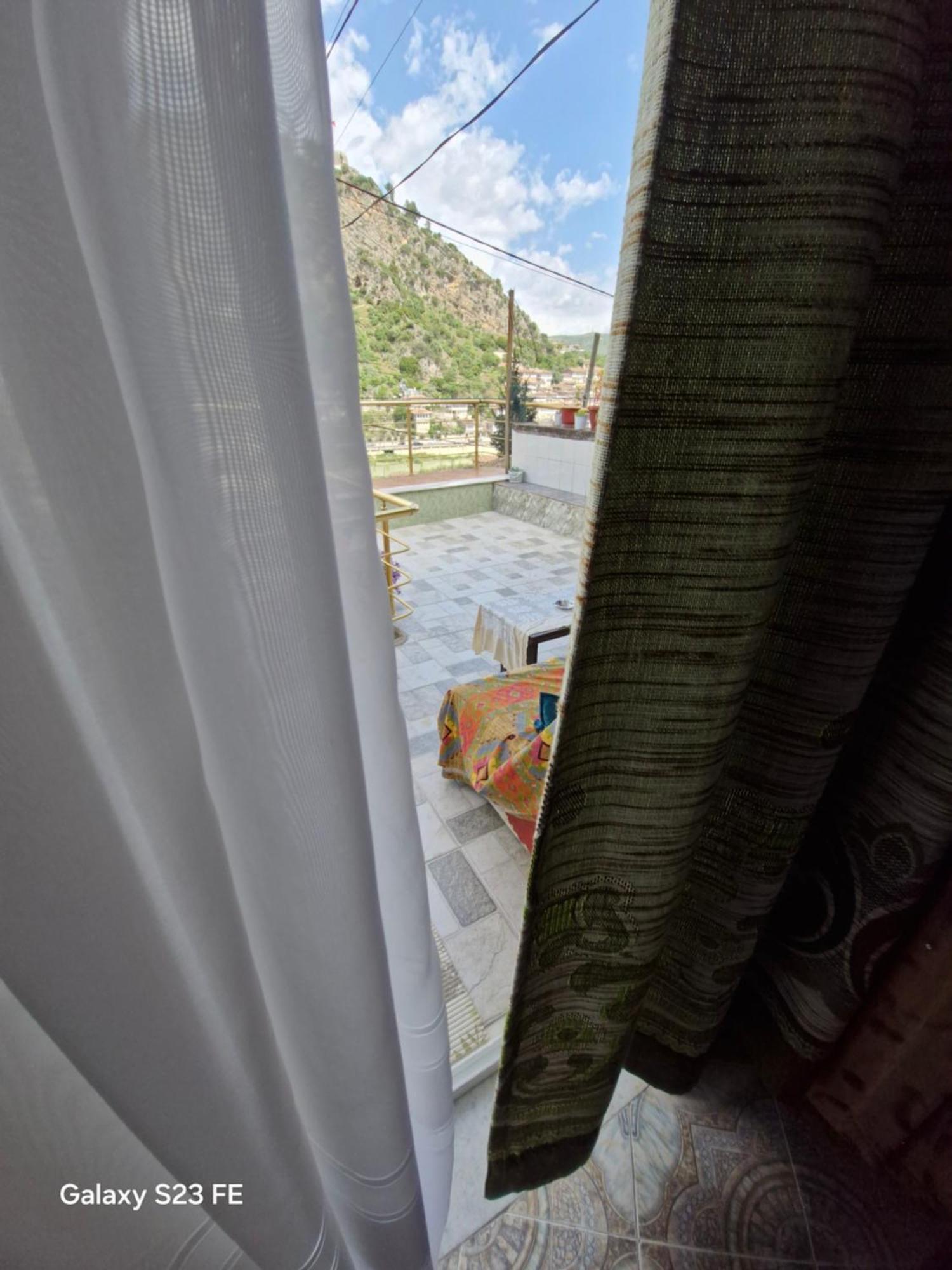 Guesthouse Belle View Berat Buitenkant foto
