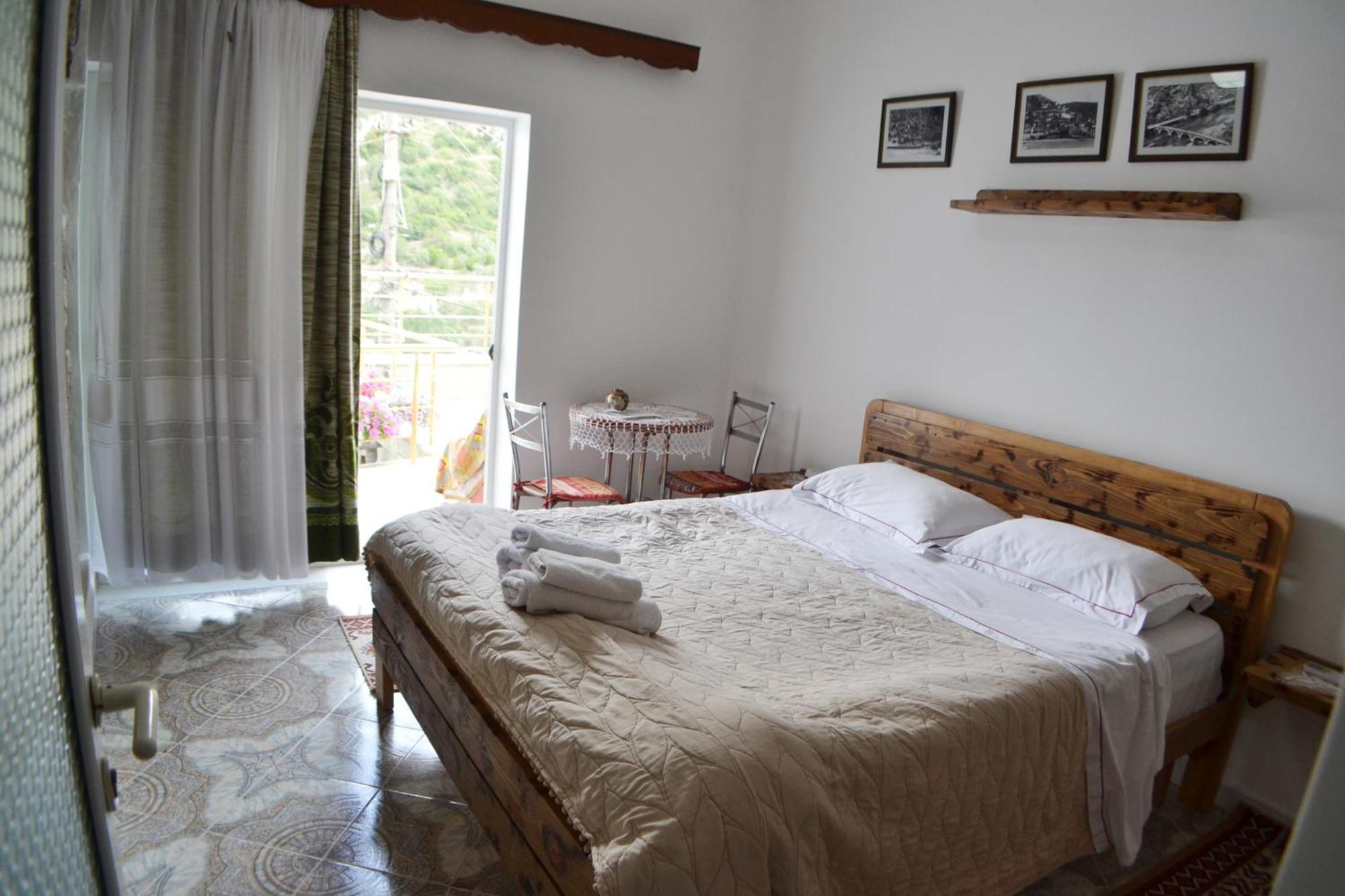 Guesthouse Belle View Berat Buitenkant foto