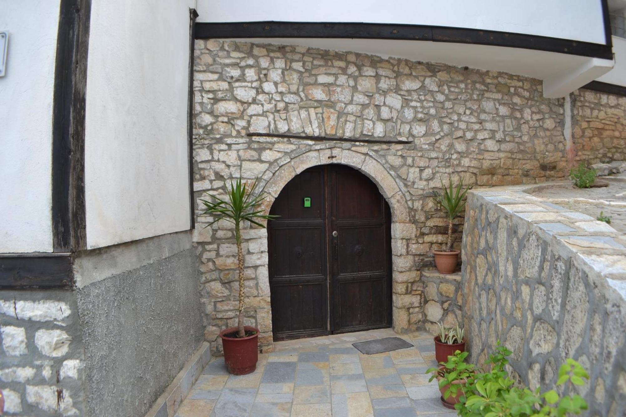 Guesthouse Belle View Berat Buitenkant foto