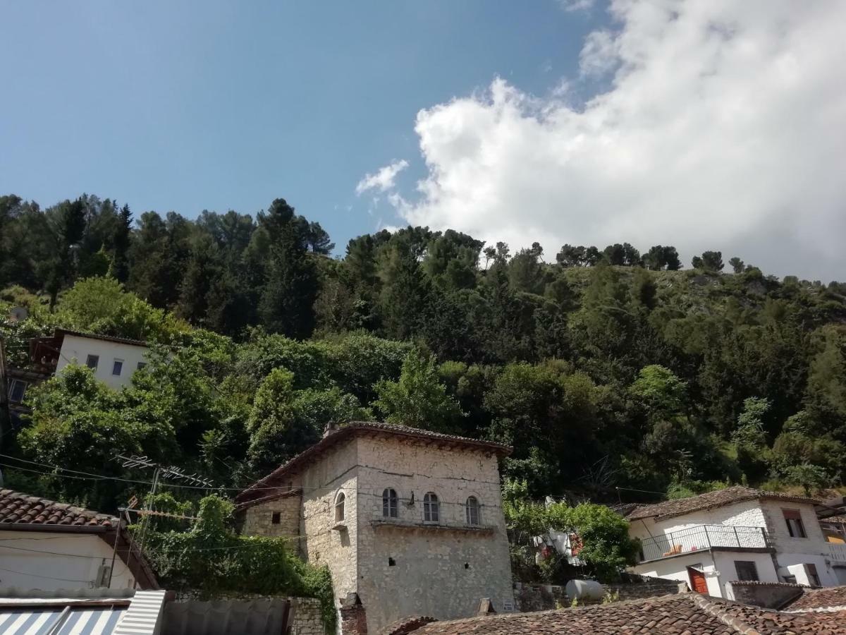 Guesthouse Belle View Berat Buitenkant foto