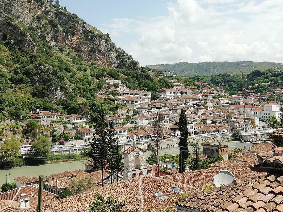 Guesthouse Belle View Berat Buitenkant foto