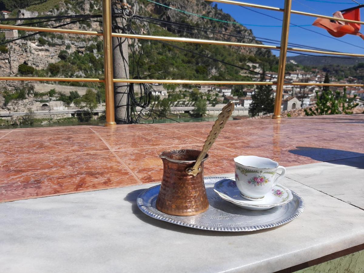 Guesthouse Belle View Berat Buitenkant foto